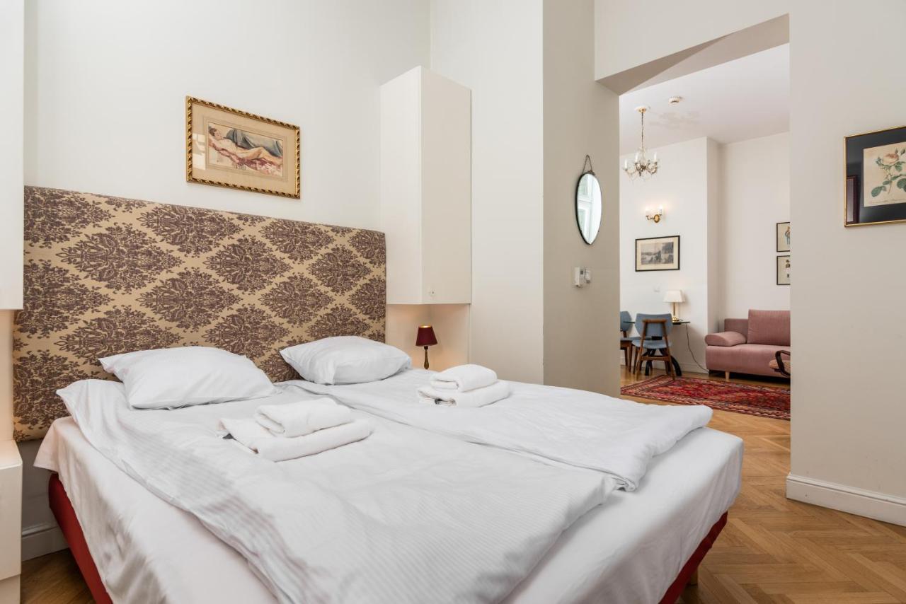 Classy Old Town Suites - By Upstairs كراكوفيا المظهر الخارجي الصورة
